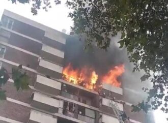 Parigi, brucia palazzo a l’Ile-Saint-Denis: 3 morti tra cui una 13enne
