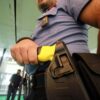 Chieti, 35enne nudo in strada viene bloccato con taser, muore poco dopo