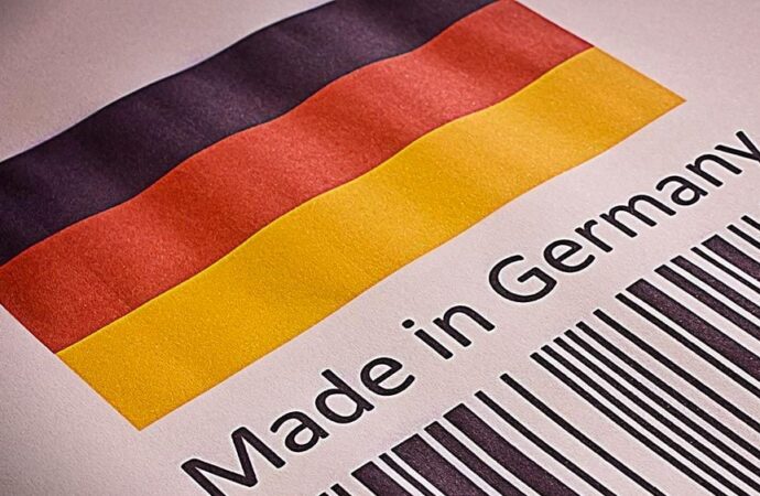 Germania: ordini settore manifatturiero diminuiti a luglio dell’11,7%