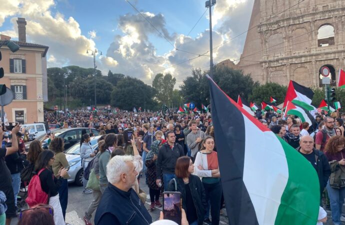 Roma, 20mila alla manifestazione pro Palestina