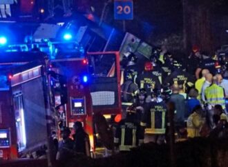 Mestre: drammatico incidente, pullman precipitato da cavalcavia 21 morti e 15 feriti