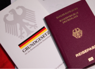 Germania, abolito il passaporto per i bambini dal 2024