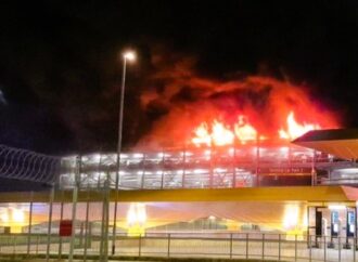 Londra: incendio nell’aeroporto Luton, sospesi tutti i voli