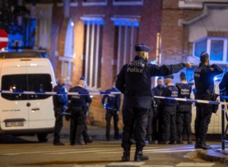Bruxelles, morto il killer dopo lo scontro a fuoco con la polizia