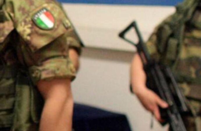 Iran: “Italia deve preoccuparsi per i suoi soldati in Libano”