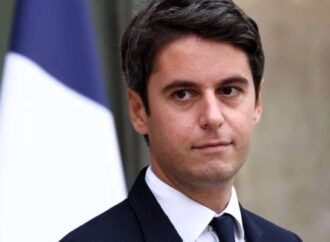 Macron nomina premier Attal, 34 anni, il più giovane di Francia