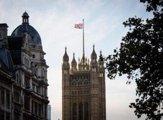 Londra: “Il palazzo di Westminster freddo e cade a pezzi”