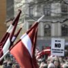 Riga, corteo ricorda i legionari delle SS che combatterono contro l’Urss