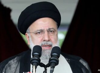 Iran, elicottero Raisi: “atterraggio duro” impossibile confermare notizie su passeggeri