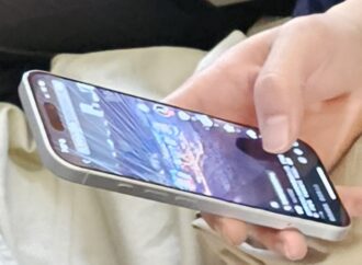 Social network e minori: cosa prevede la legge in Francia e in Europa?