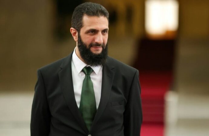 Gli Usa rimuoveranno le sanzioni alla Siria, Al Sharaa a Riyadh