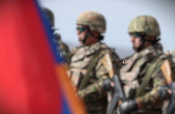 Armenia: riforma leva obbligatoria, età massima a 32 anni