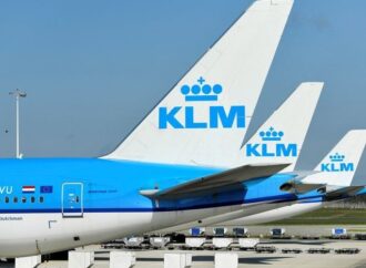 Klm cancella voli dopo problemi riscontrati su sette Boeing 787