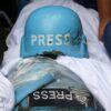 Gaza, la strage di giornalisti: Idf uccide 20 persone tra cui 5 reporter