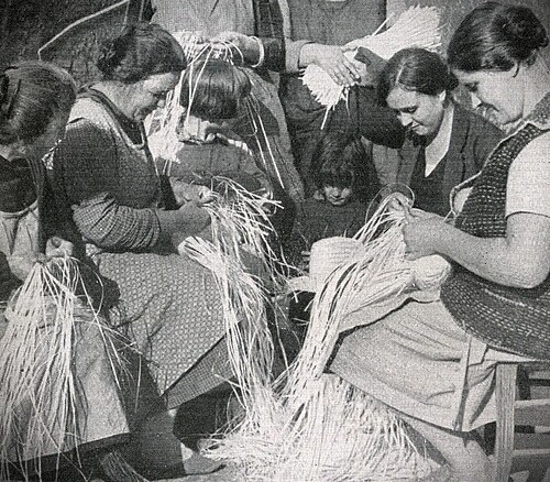 Fiori e cappelli. L’”Agenda della giardiniera” 2026