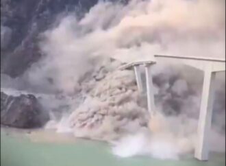 Cina, crolla un ponte di 758 m. Era stato inaugurato da pochi mesi