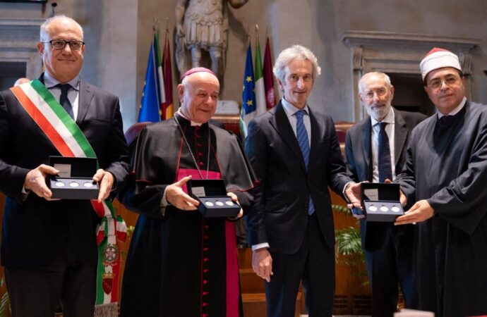 Tre fedi, una città: monete per le tre religioni monoteiste sotto il cielo di Roma