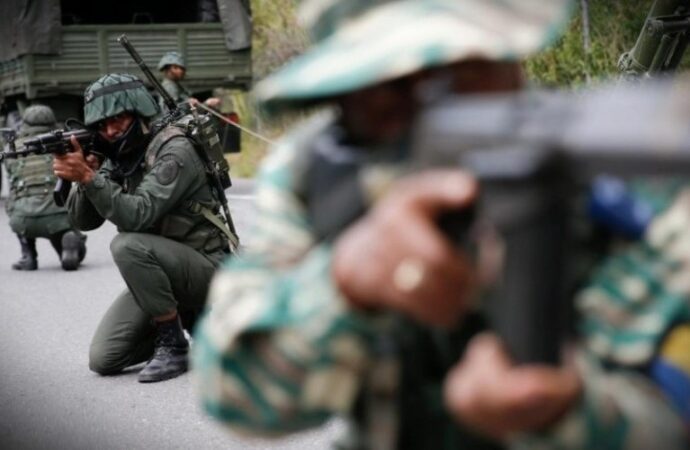 Venezuela, i potenziali obiettivi Usa, basi militari e raffinerie di droga