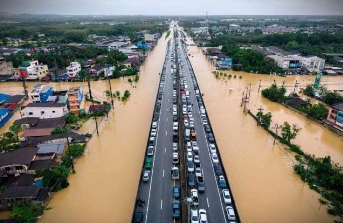 Nubifragi in Thailandia e Indonesia, devastata Sumatra: morti e dispersi