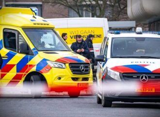 Olanda, auto sulla folla a Nunspeet: almeno 9 feriti, tre gravi