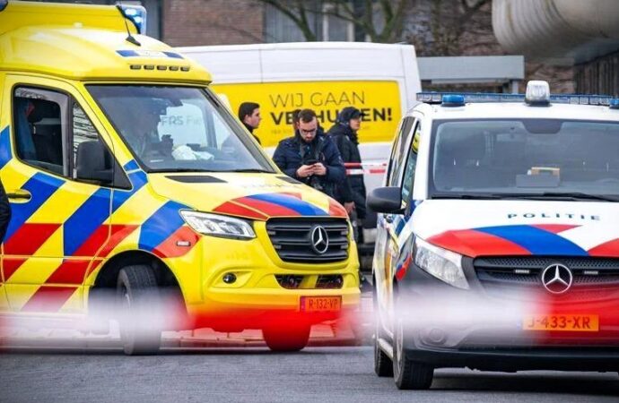 Olanda, auto sulla folla a Nunspeet: almeno 9 feriti, tre gravi