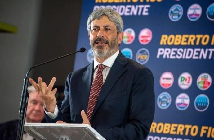 Campania, Roberto Fico proclamato presidente della Regione