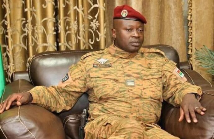 Burkina Faso, la giunta militare accusa l’ex presidente di tentato golpe
