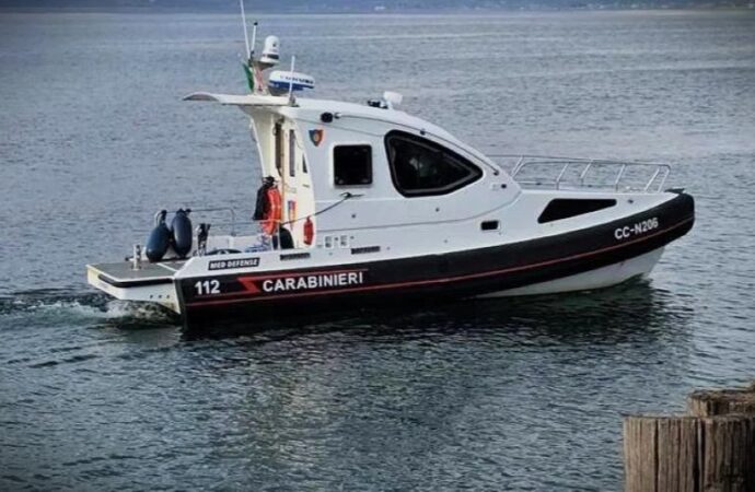 Anguillara, ricerca donna scomparsa, subacquei scandagliano lago di Bracciano