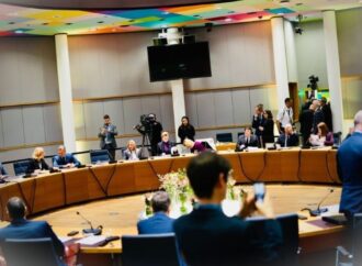 L’Ue, cerca una via d’uscita in una fase di crescente tensione con gli Usa