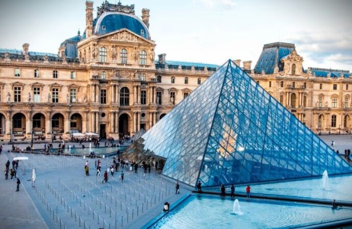Francia: Louvre ancora chiuso a causa dello sciopero