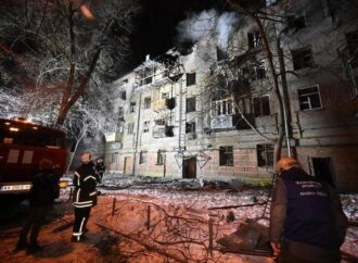 Ucraina, massiccio attacco russo. Zelensky: “Serve risposta decisa”