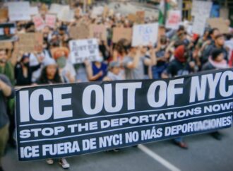 Usa, proteste di massa per uccisione donna da agente Ice a Minneapolis