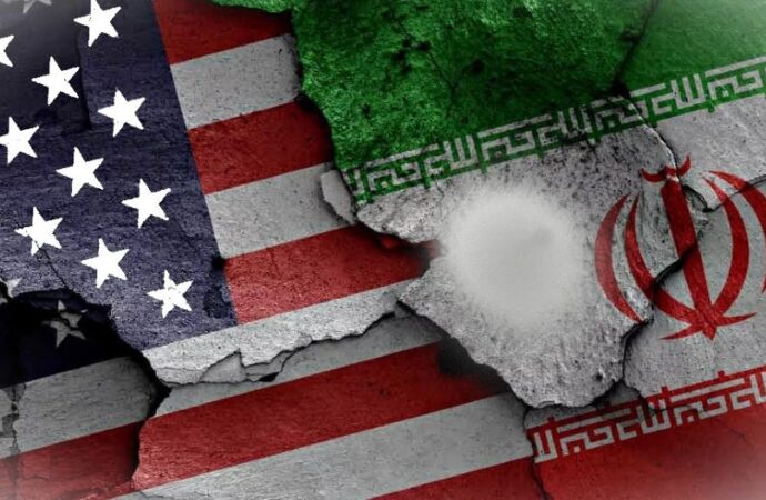 Iran-Usa, il vantaggio di Trump, i dubbi su Khamenei, l’apertura di Teheran