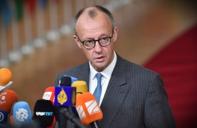 Germania, Stoccarda: al via il Congresso del Cdu, tra gli ospiti anche Tajani e Merkel