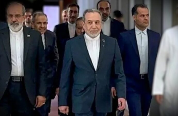 Oman, conclusi colloqui tra Usa e Iran. Teheran: “Buon inizio”